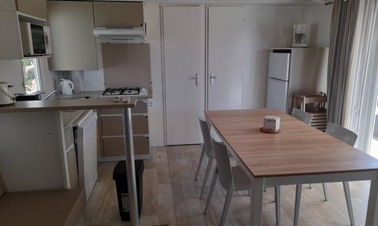 Mobil home XL Premium 4 chambres climatisé 40m² au Cap d'Agde